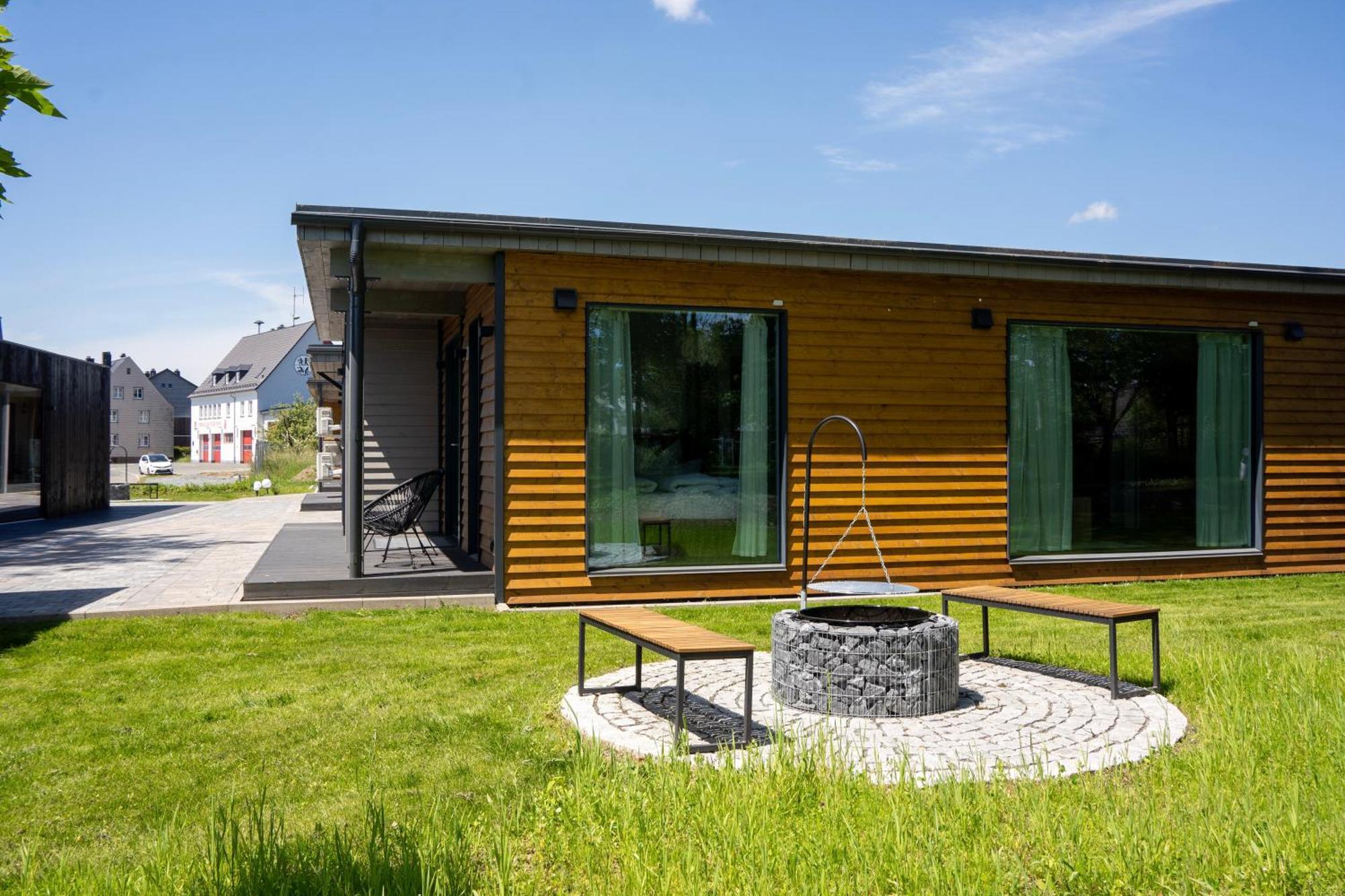 Hotel & Chalets By Revex Schwarzenbach am Wald Екстериор снимка